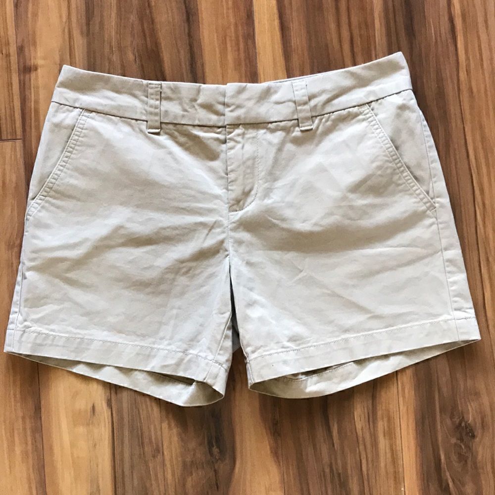 Tommy Hilfiger Khaki Shorts 